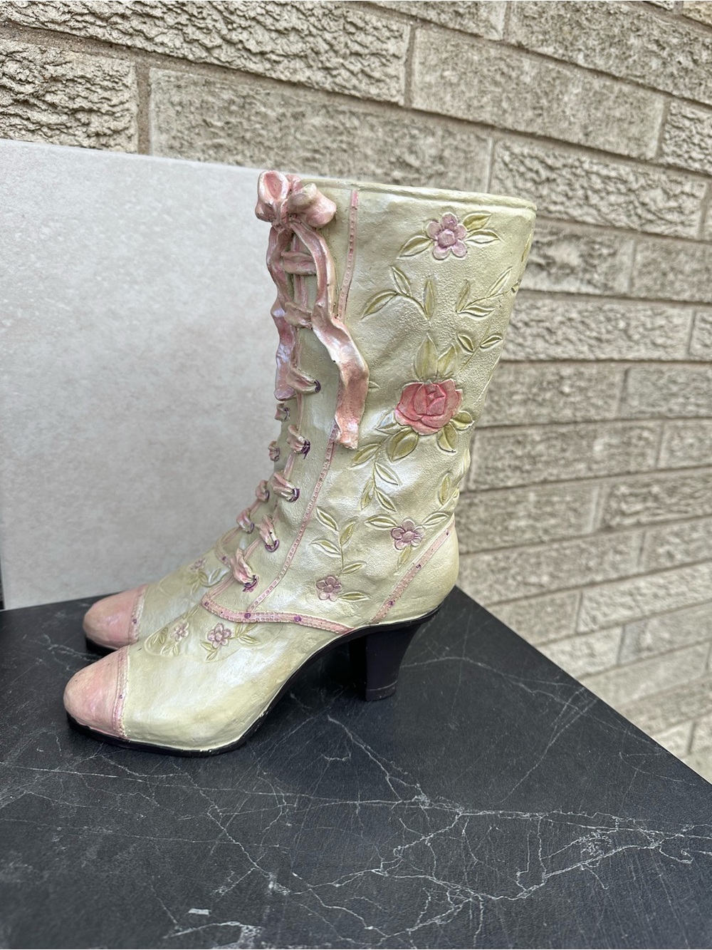Beautiful Victorian High Heel Boots Resin Planter Vase EXCELLENT CONDITION!